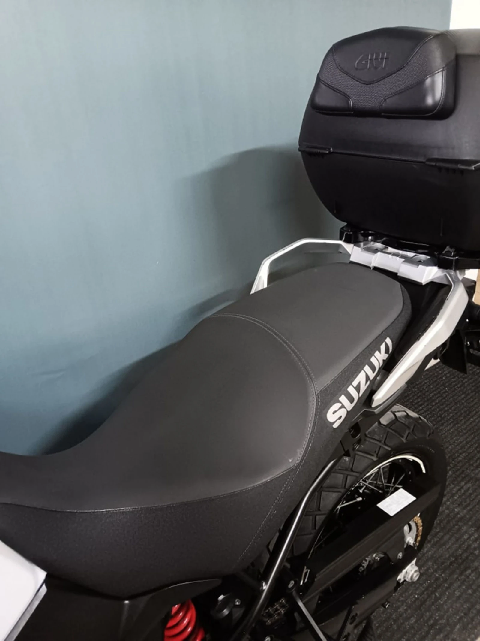 Suzuki V-strom 1050i XT ABS TCS , снимка 9 - Мотоциклети и мототехника - 54465664