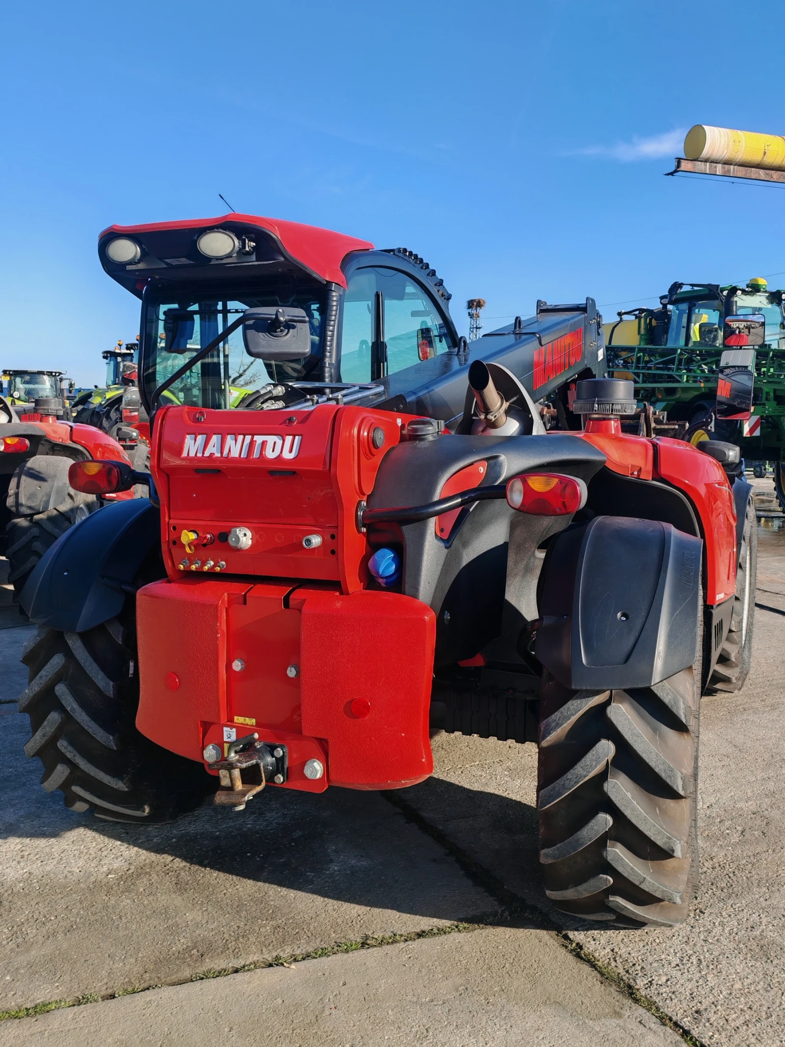 Телескопичен товарач Manitou MLT 741-140 V+ лизинг с първоначална вноска 20 % - изображение 4