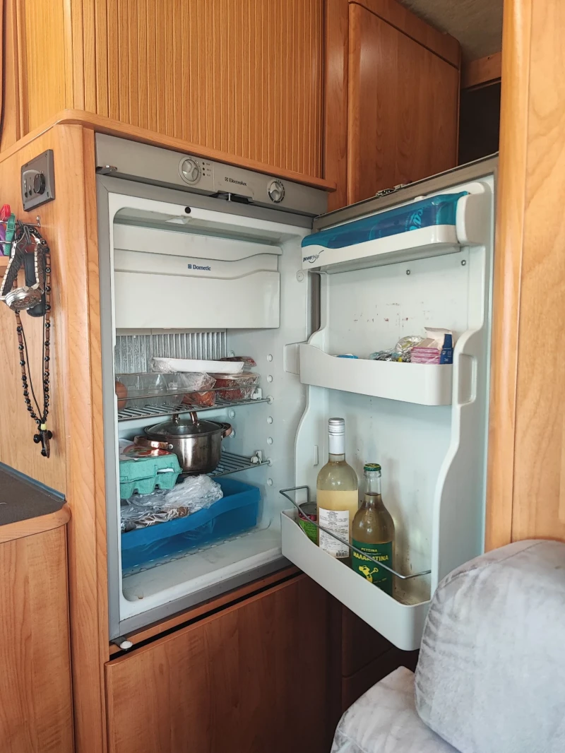 Кемпер Niesmann Bischoff Arto G69, снимка 9 - Каравани и кемпери - 52347291