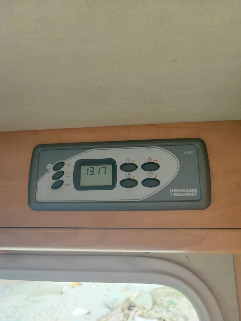 Кемпер Niesmann Bischoff Arto G69, снимка 3 - Каравани и кемпери - 52347291