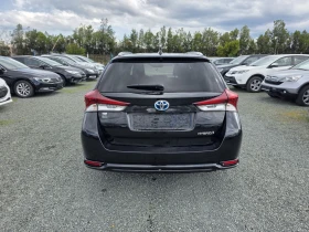 Toyota Auris 1.8хибрид, снимка 6