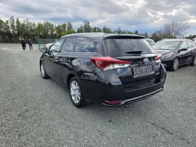 Toyota Auris 1.8хибрид, снимка 7