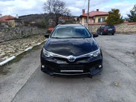 Toyota Auris 1.8хибрид, снимка 2