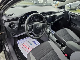 Toyota Auris 1.8хибрид, снимка 10
