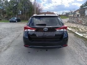 Toyota Auris 1.8хибрид, снимка 6