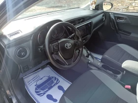 Toyota Auris 1.8хибрид, снимка 10