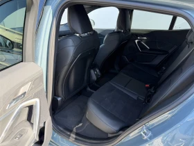 BMW iX2 xDrive30, снимка 10