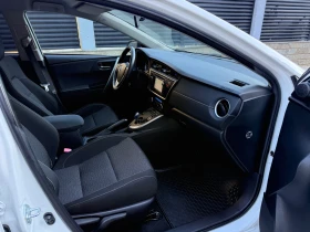 Toyota Auris 1.8 Hybrid , снимка 12
