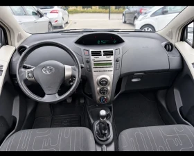 Toyota Yaris 1.0i 58278km, снимка 9