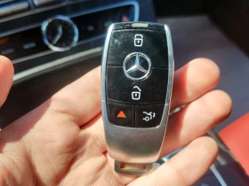 Mercedes-Benz E 400 * CARFAX * АВТО КРЕДИТ * ЦЕНА ДО БГ! - 52499 лв. - 18858432 8