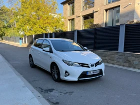 Toyota Auris 1.8 Hybrid  | Auto.bg — изображение 3