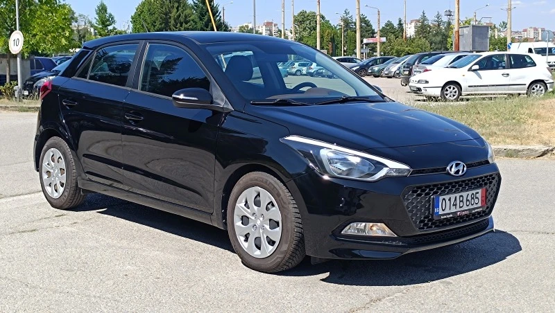 Hyundai I20 1.2i, снимка 7 - Автомобили и джипове - 46598124