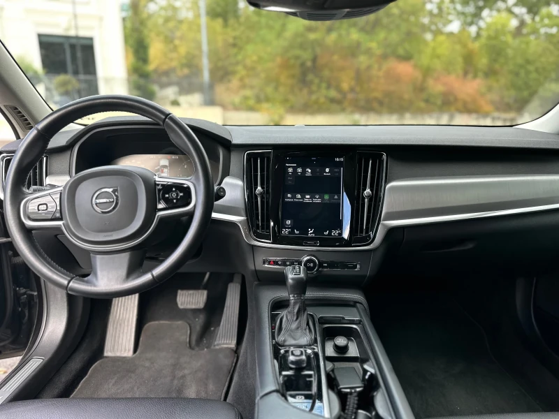 Volvo V90, снимка 12 - Автомобили и джипове - 47537357