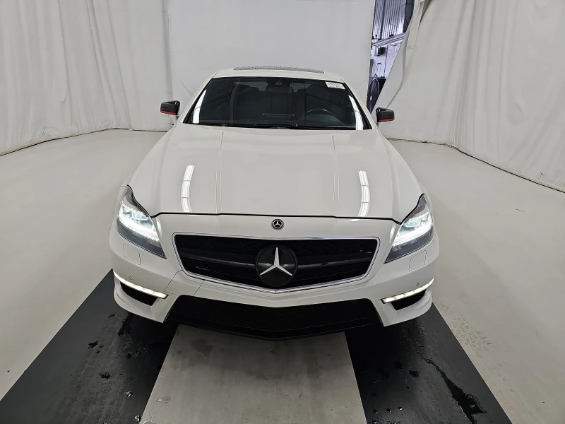 Mercedes-Benz CLS 63 AMG KEYLESS GO* OBDUH* AMBIENT* CARBON* HARMON* DISTRO, снимка 2 - Автомобили и джипове - 48996978