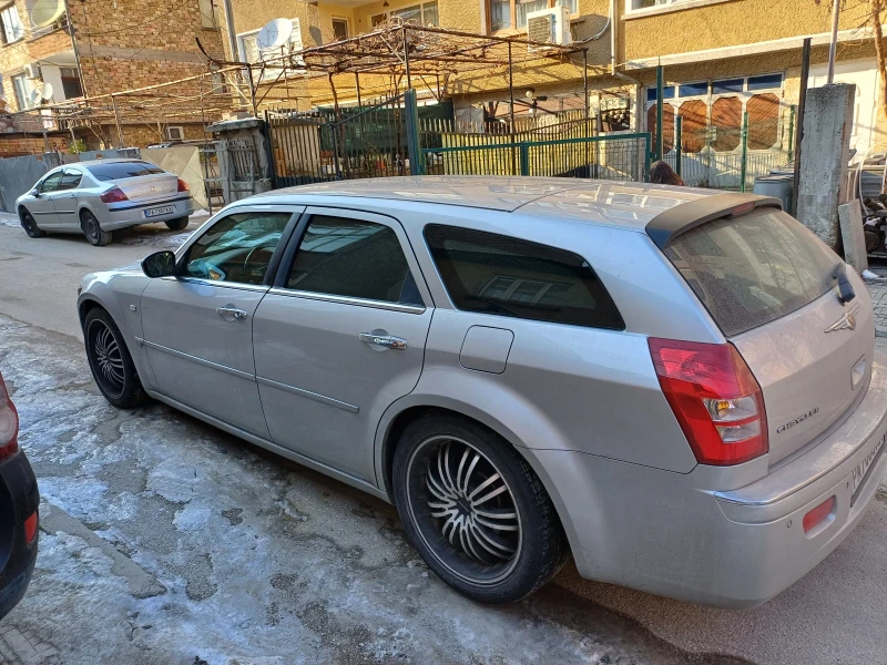 Chrysler 300c, снимка 3 - Автомобили и джипове - 49292010