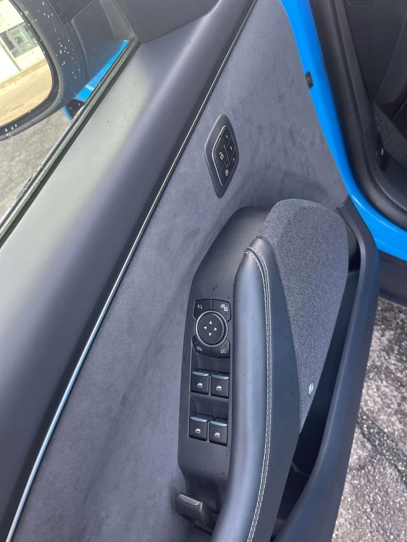 Ford Mustang Mach-E GT/487HP/AWD/NAVI/360/AMBI/LED/287vpr, снимка 10 - Автомобили и джипове - 50006364