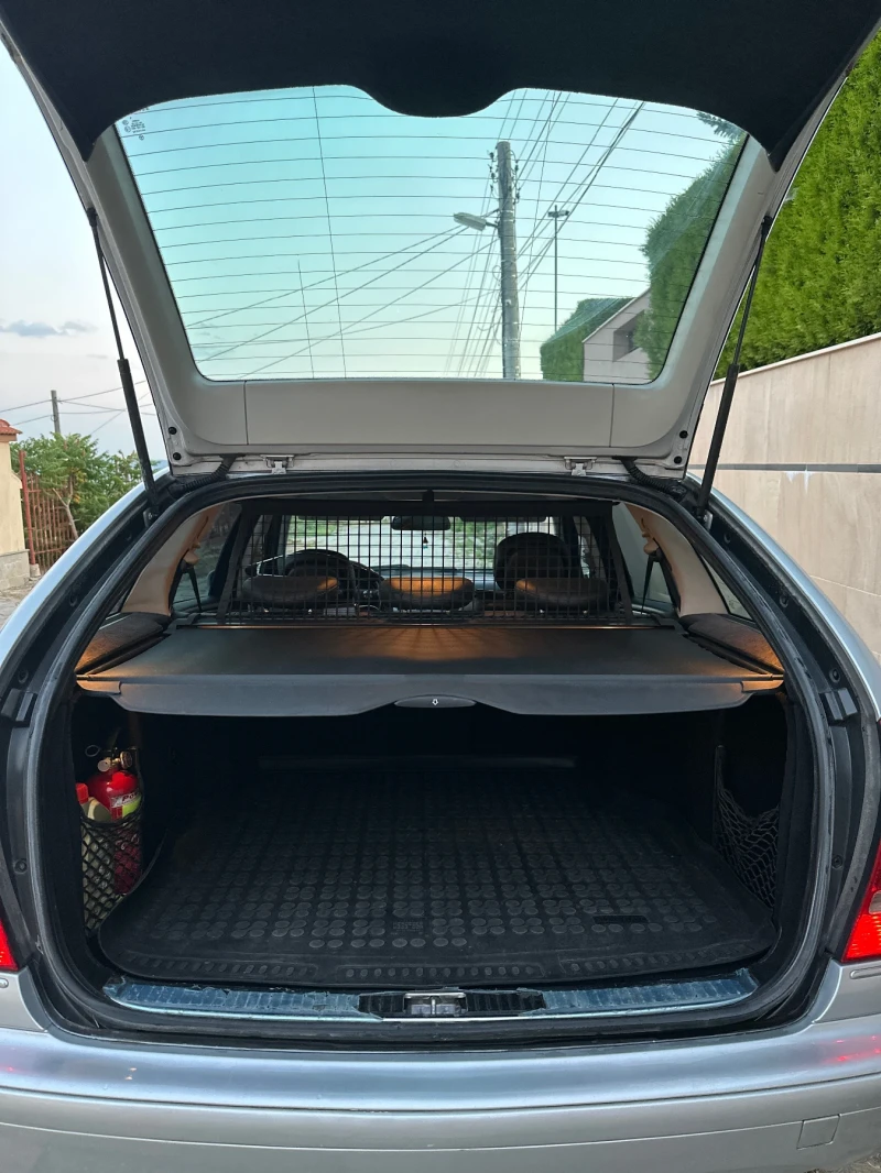 Mercedes-Benz C 320 AMG 7G     УНИКАТ, снимка 6 - Автомобили и джипове - 50696982