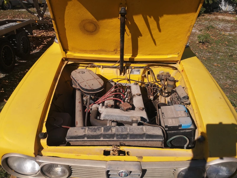 Alfa Romeo Giulia ti, снимка 2 - Автомобили и джипове - 52165706