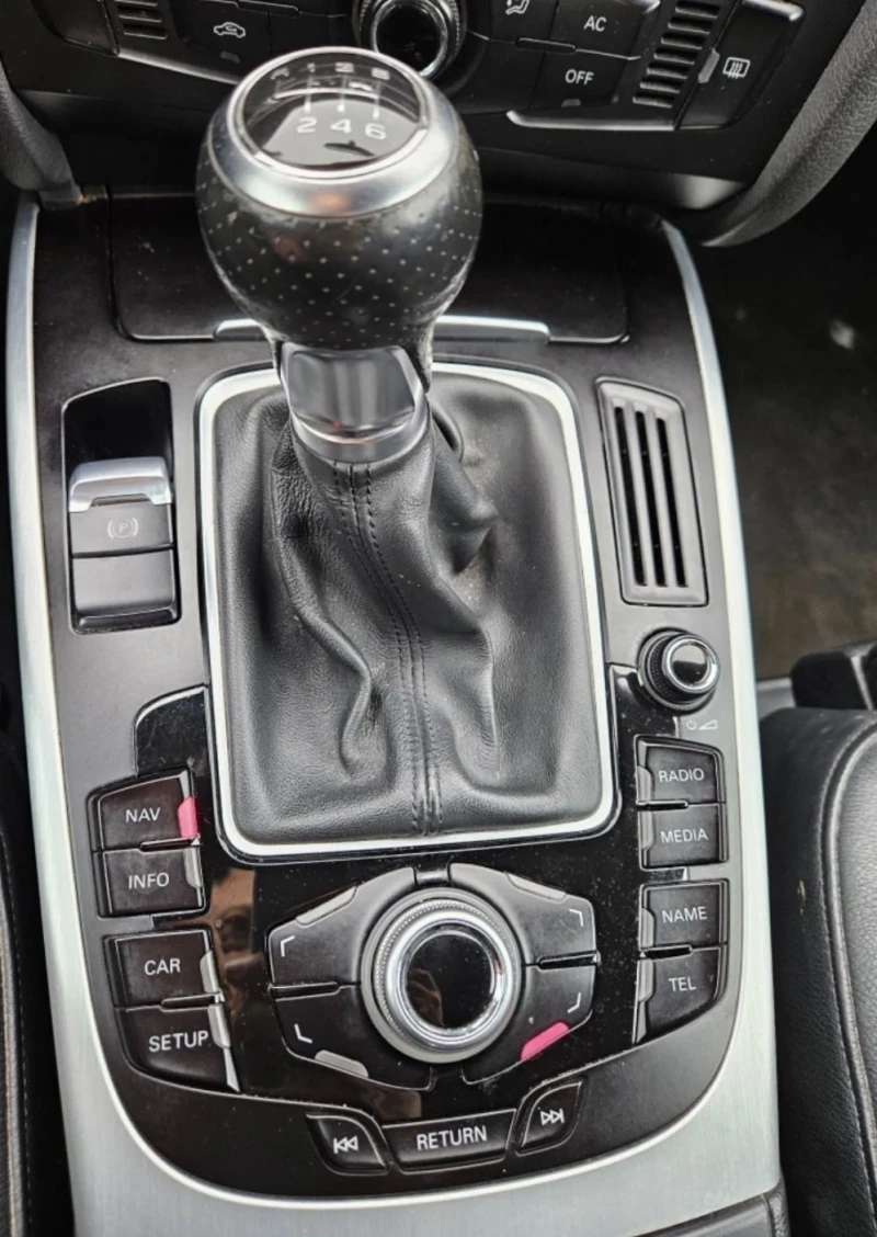 Audi A4 S line, снимка 7 - Автомобили и джипове - 53037209