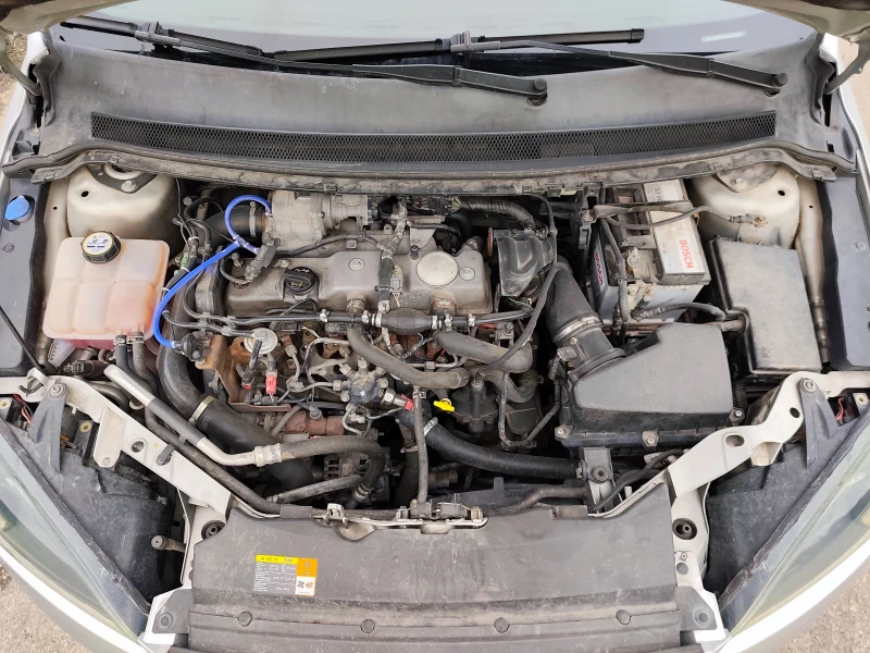 Ford Focus 1.8 TDCi, снимка 12 - Автомобили и джипове - 53244668