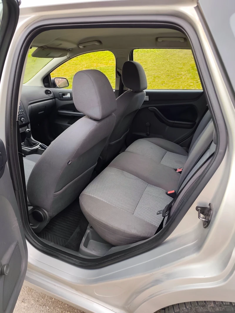Ford Focus 1.8 TDCi, снимка 8 - Автомобили и джипове - 53244668