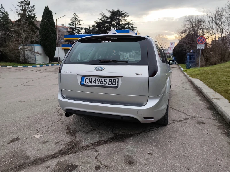 Ford Focus 1.8 TDCi, снимка 3 - Автомобили и джипове - 53244668