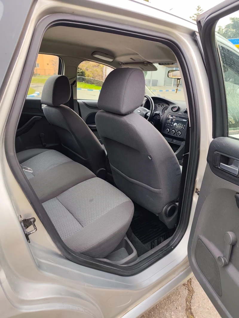Ford Focus 1.8 TDCi, снимка 9 - Автомобили и джипове - 53244668
