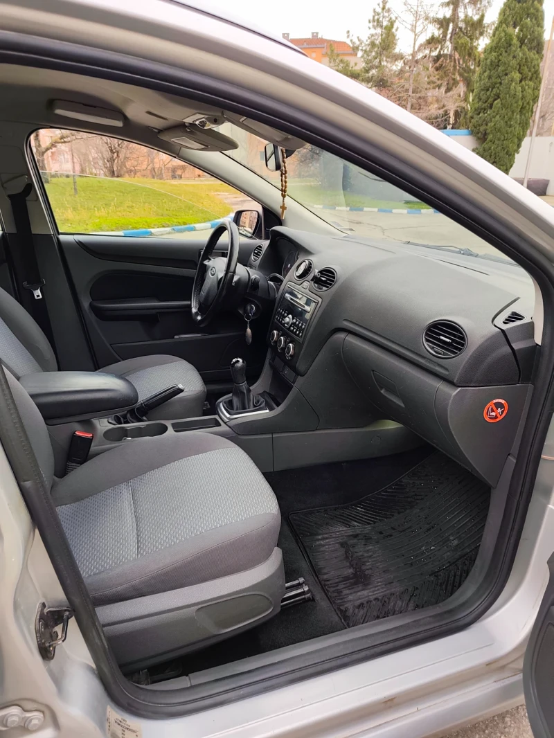Ford Focus 1.8 TDCi, снимка 10 - Автомобили и джипове - 53244668