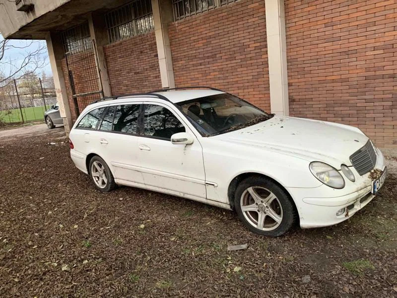 Mercedes-Benz E 220 220CDI, снимка 3 - Автомобили и джипове - 46667019