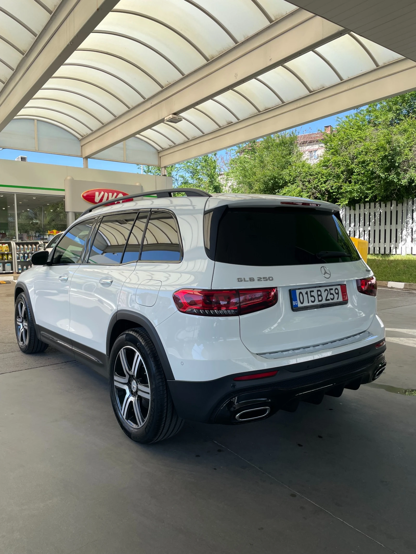 Mercedes-Benz GLB 250 AMG 4matic - изображение 7