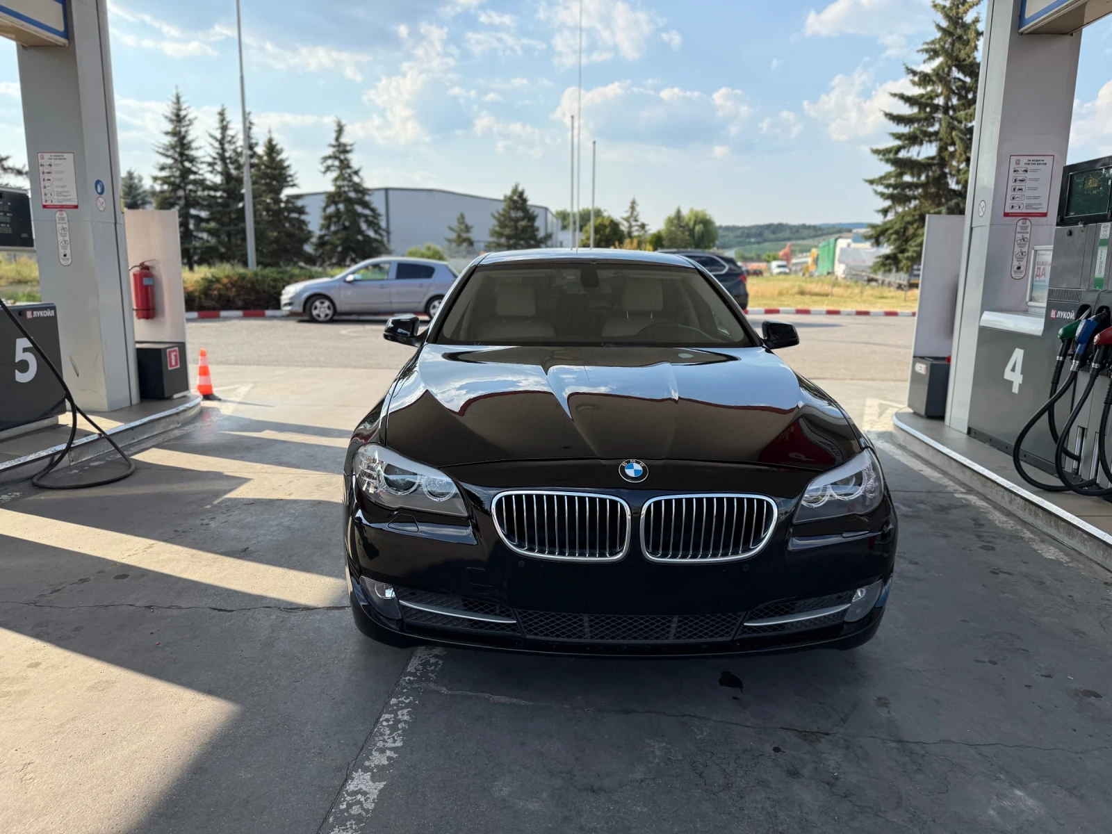 BMW 520 2.0d* LED* NAVI* УНИКАТТ - изображение 7