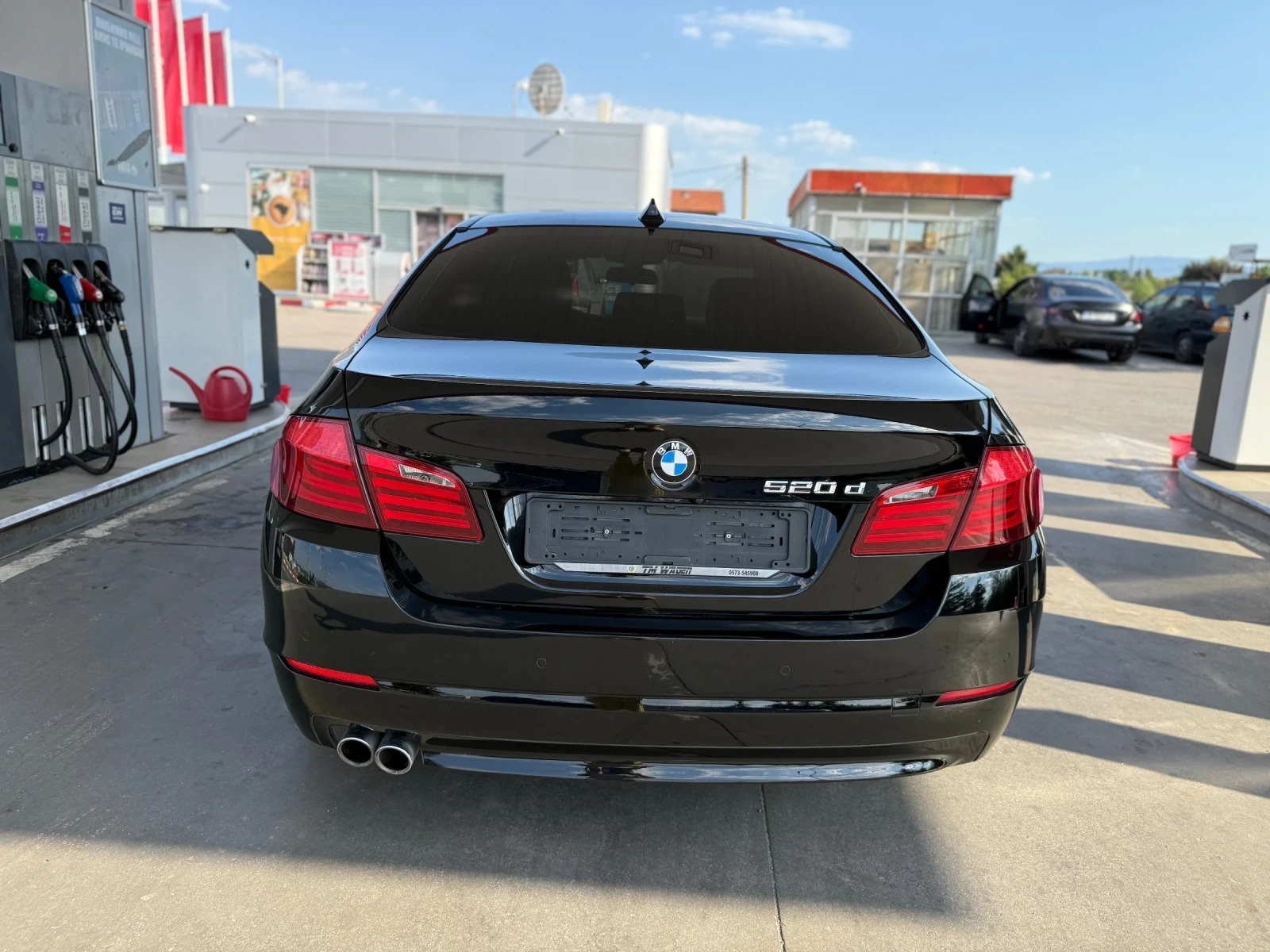 BMW 520 2.0d* LED* NAVI* УНИКАТТ - изображение 10
