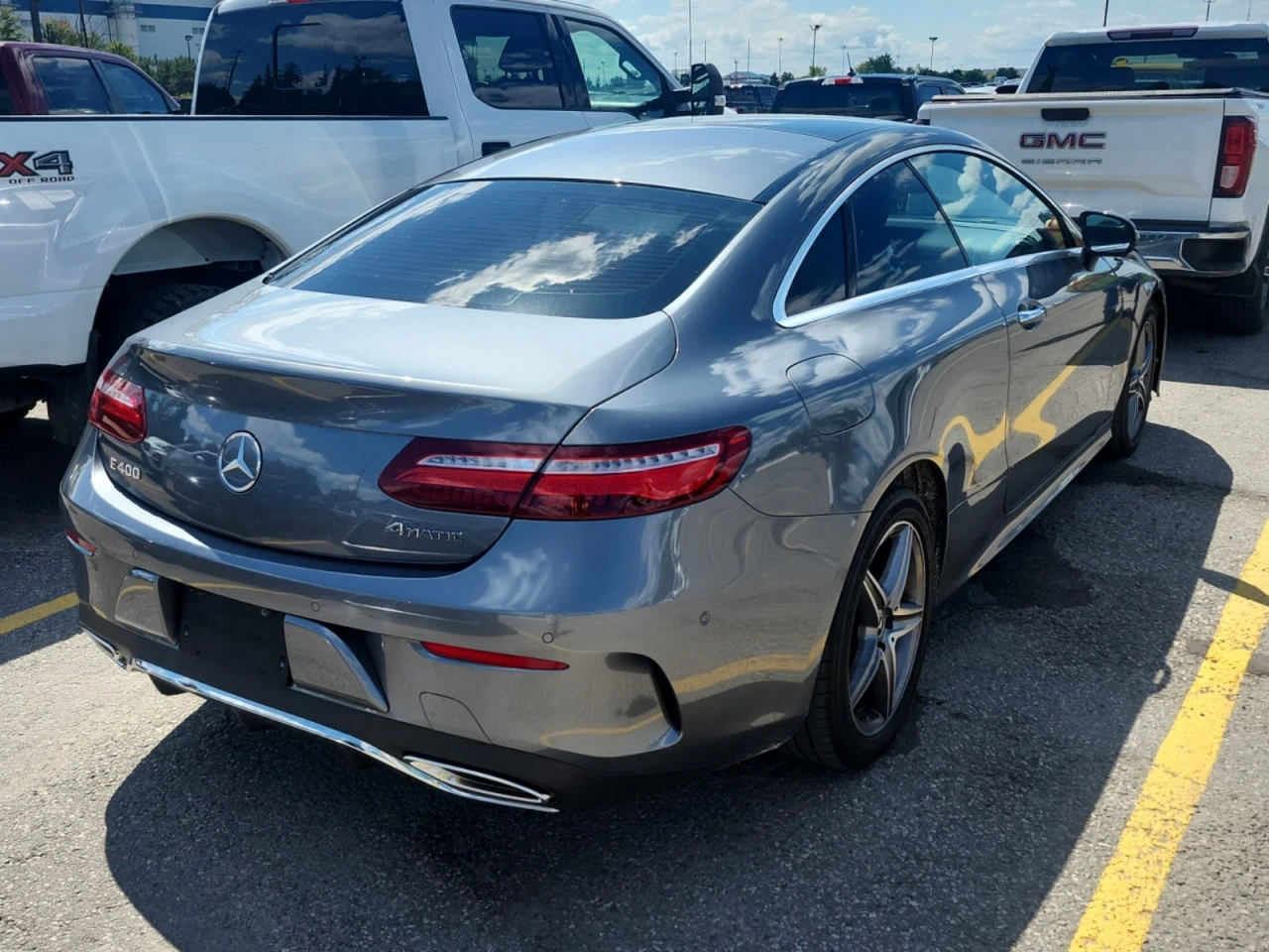 Mercedes-Benz E 400 * CARFAX * АВТО КРЕДИТ * ЦЕНА ДО БГ! - изображение 4