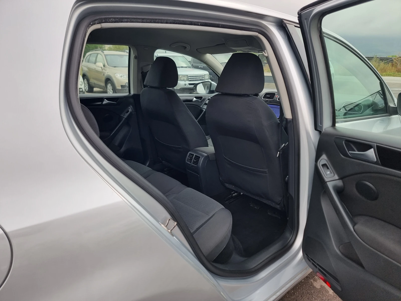 VW Golf 2.0TDI | Mobile.bg — изображение 14