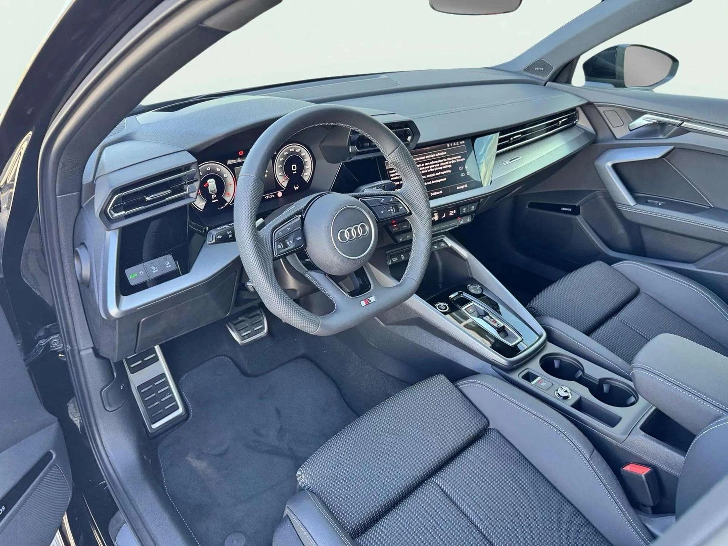 Audi A3 S line 35 TFSI - изображение 7