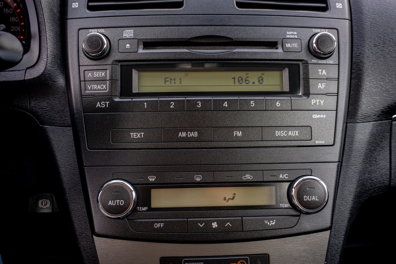 Toyota Avensis 1.8 VVT-i | С ГАРАНЦИЯ! TOP!!!  - изображение 10