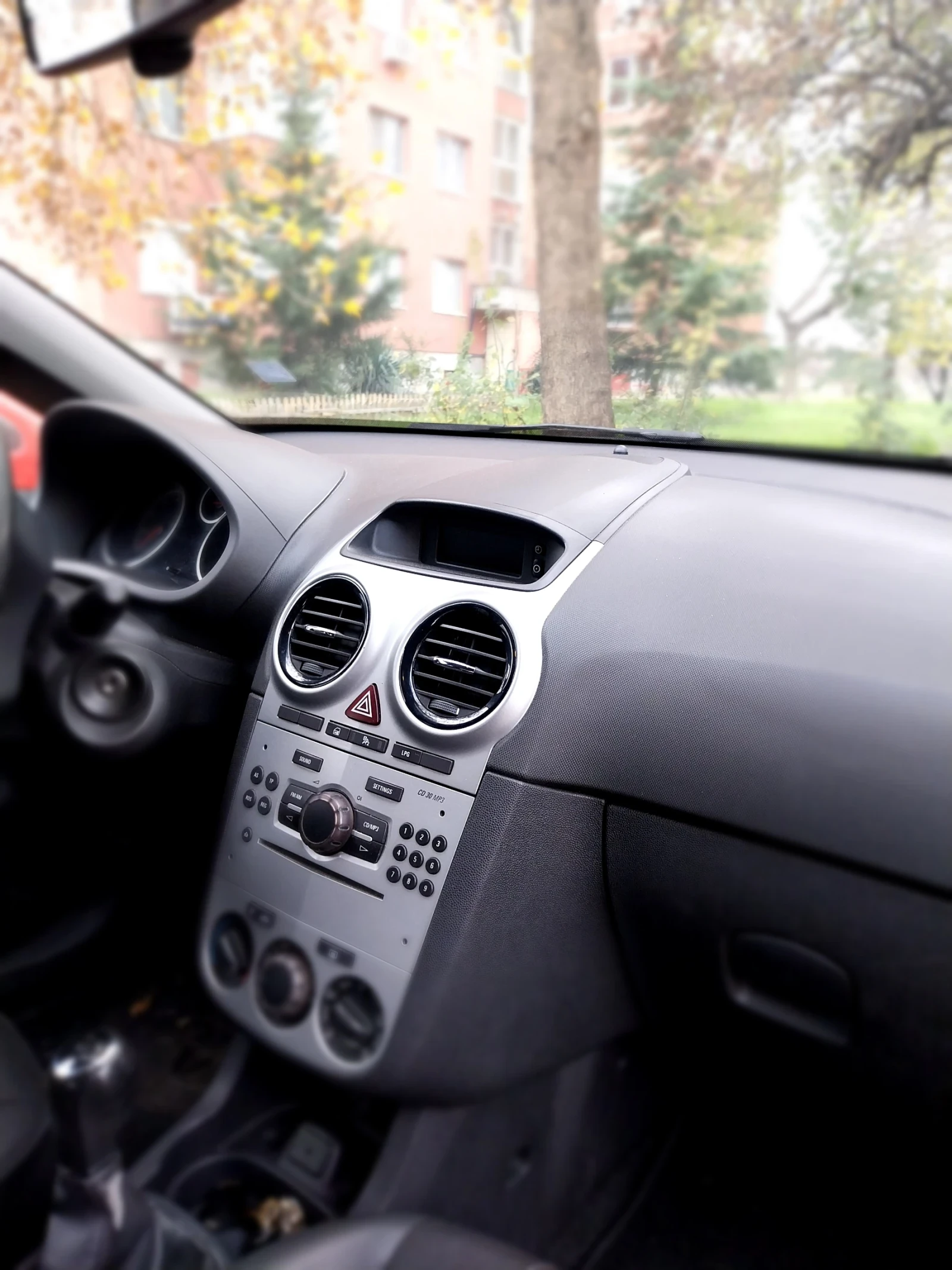 Opel Corsa  - изображение 5