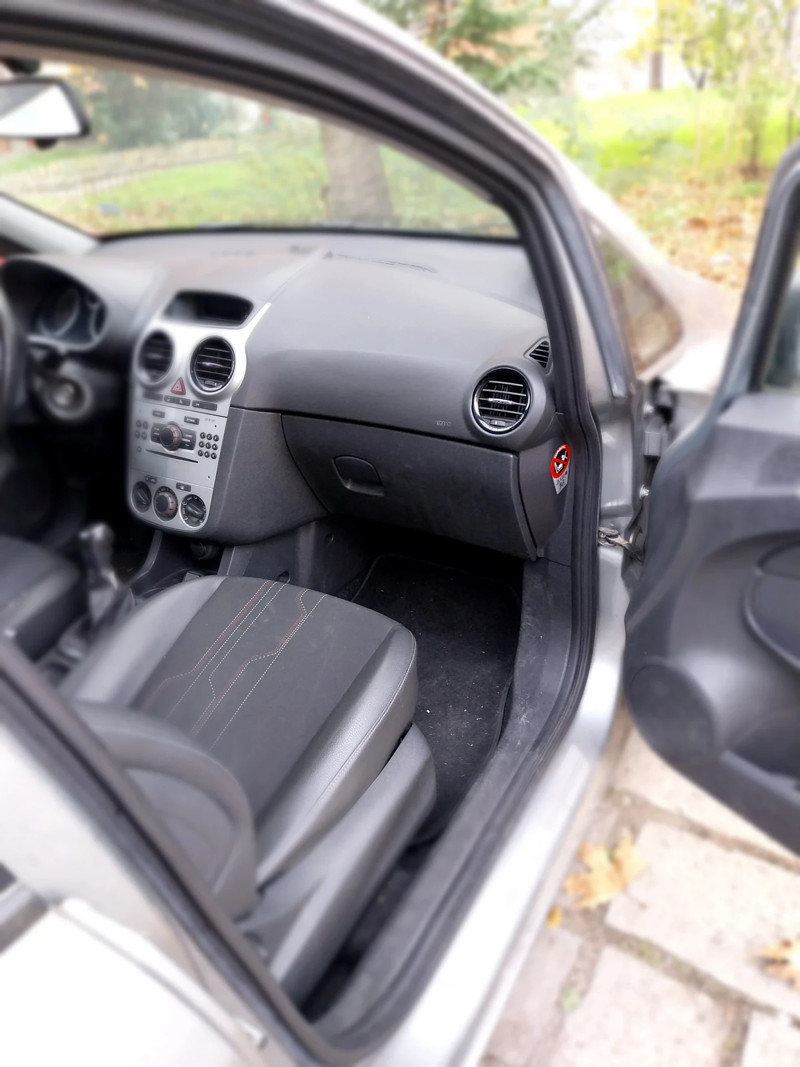 Opel Corsa  - изображение 4