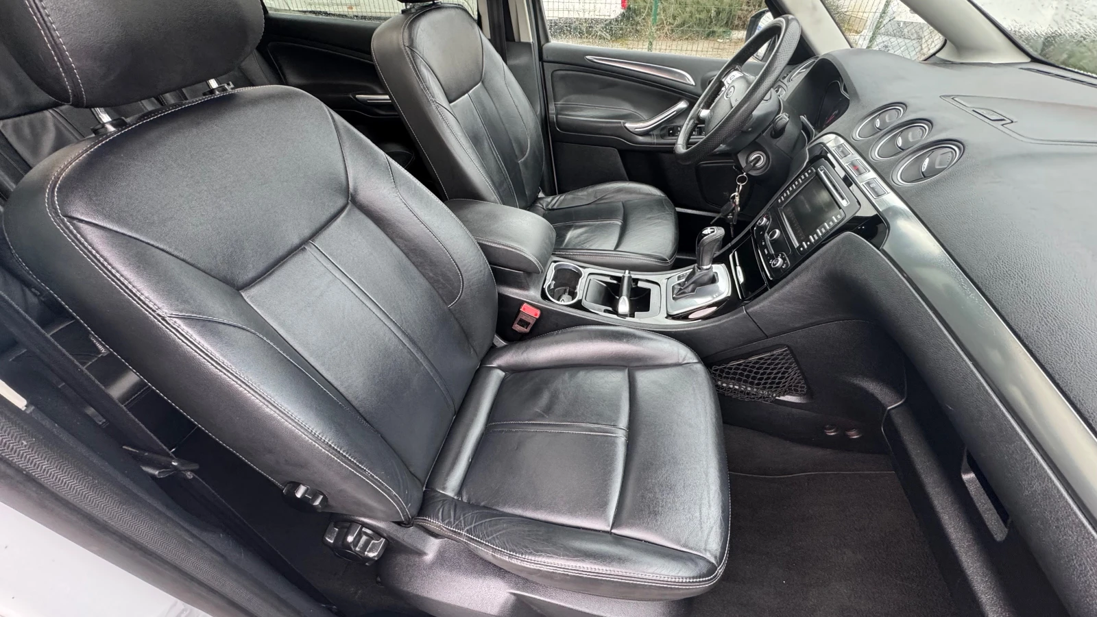 Ford S-Max 7 места Панорама Автоматик Euro 5B - изображение 9