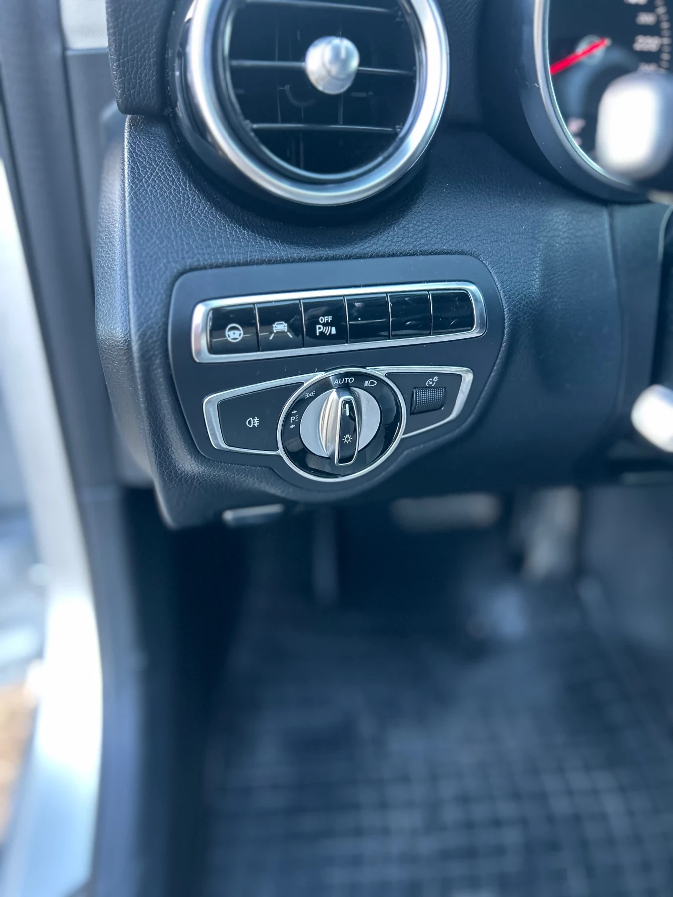 Mercedes-Benz C 220 Luxury Model - изображение 9