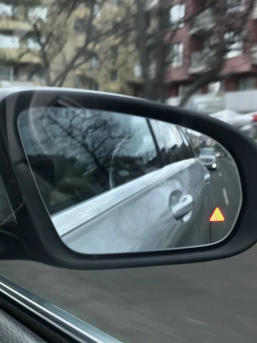 Mercedes-Benz C 220 Luxury Model, снимка 12 - Автомобили и джипове - 53671093