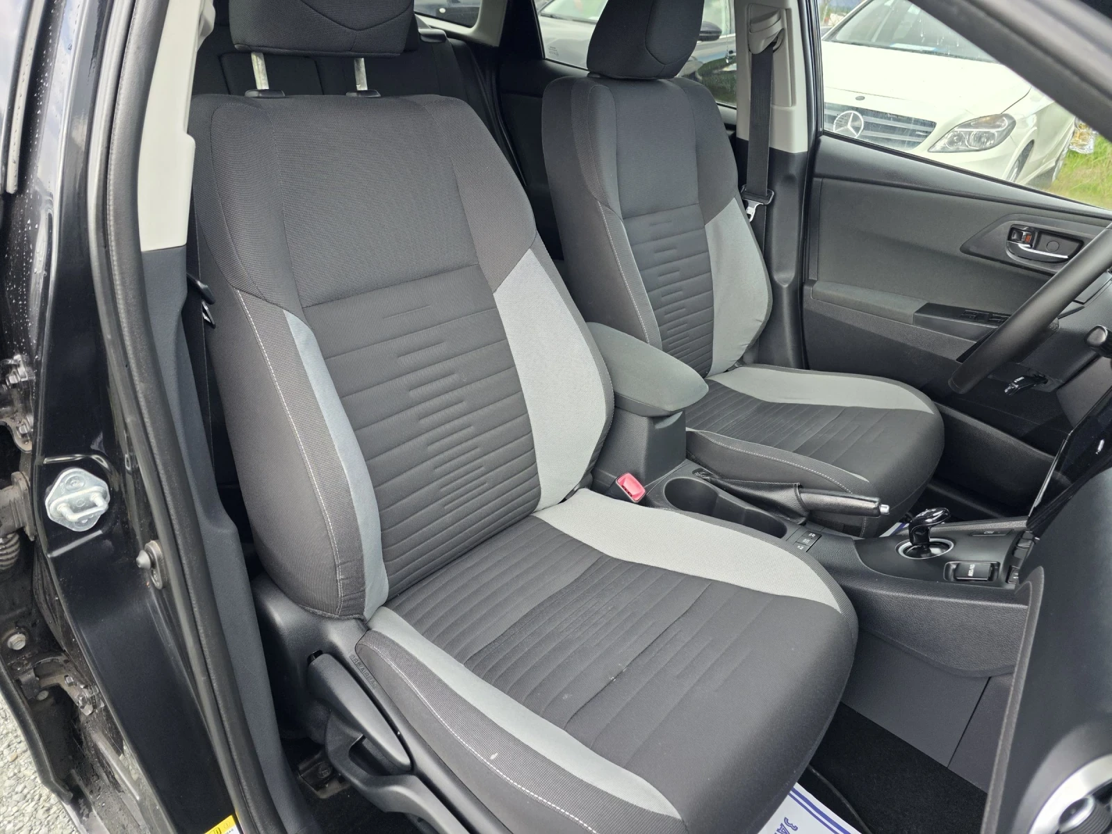 Toyota Auris 1.8������ | Mobile.bg � ����������� 15