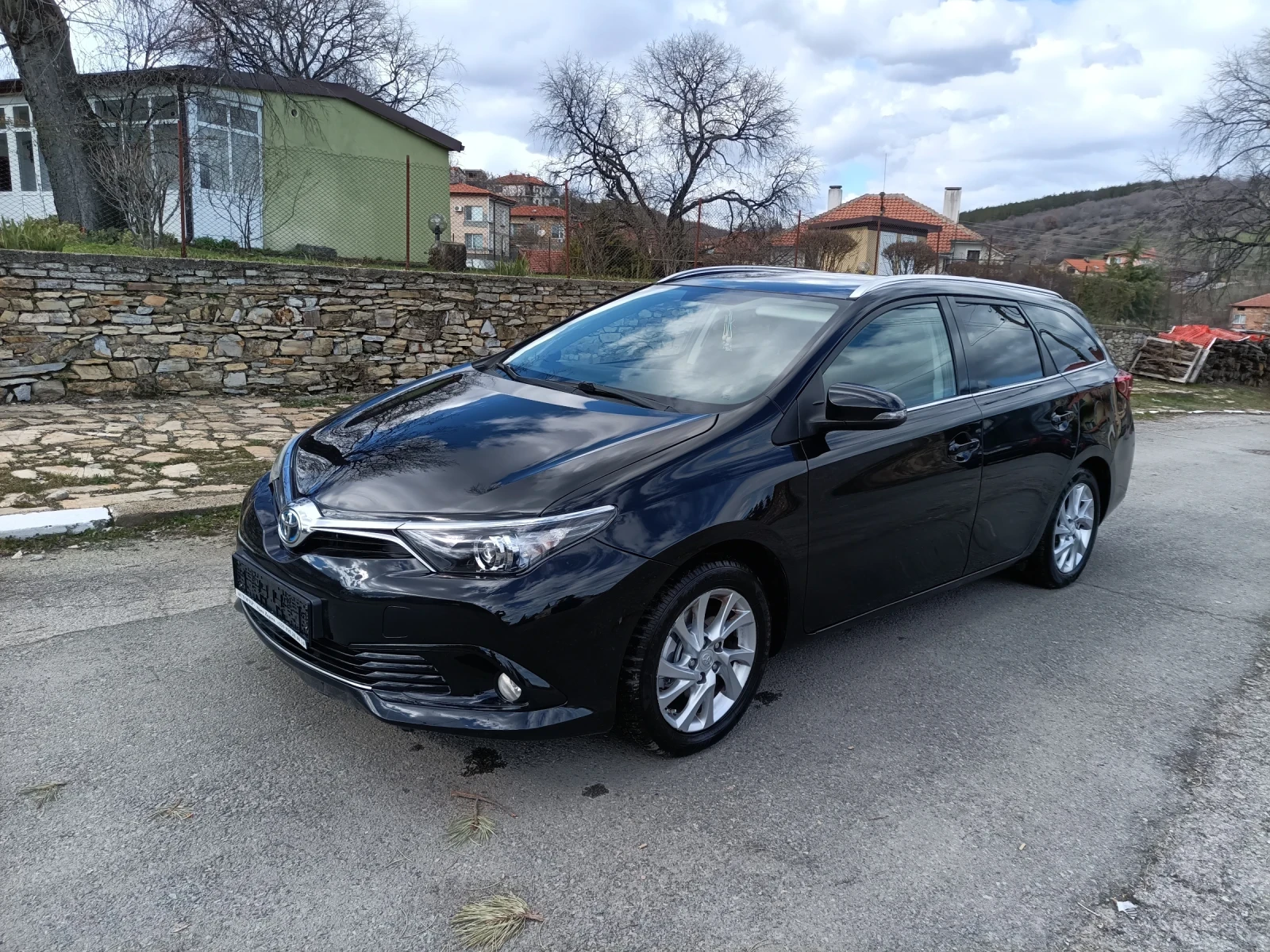 Toyota Auris 1.8������ | Mobile.bg � ����������� 1