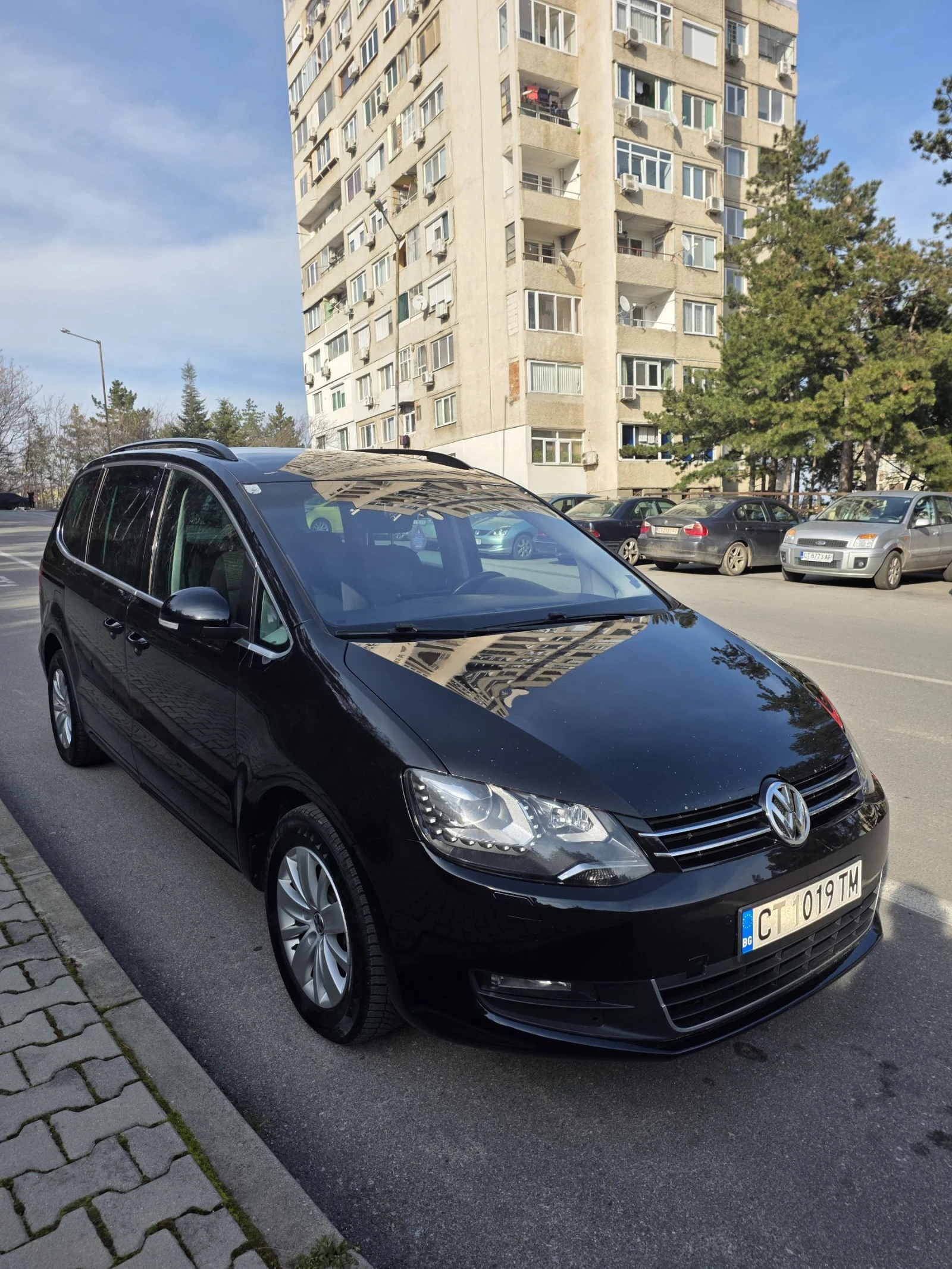VW Sharan 2.0 TDI 4 MOTION , снимка 11 - Автомобили и джипове - 53686203