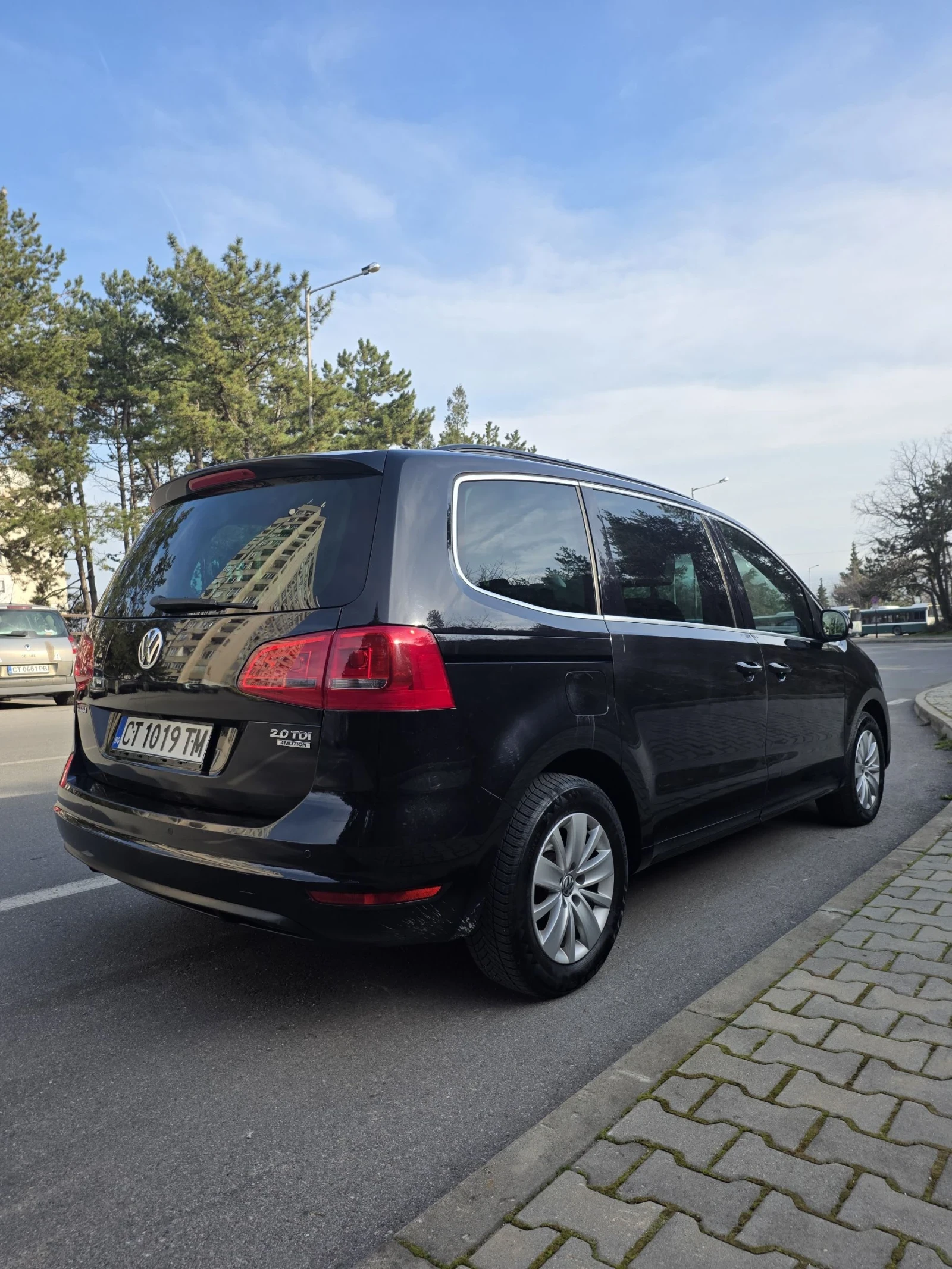 VW Sharan 2.0 TDI 4 MOTION , снимка 8 - Автомобили и джипове - 53686203
