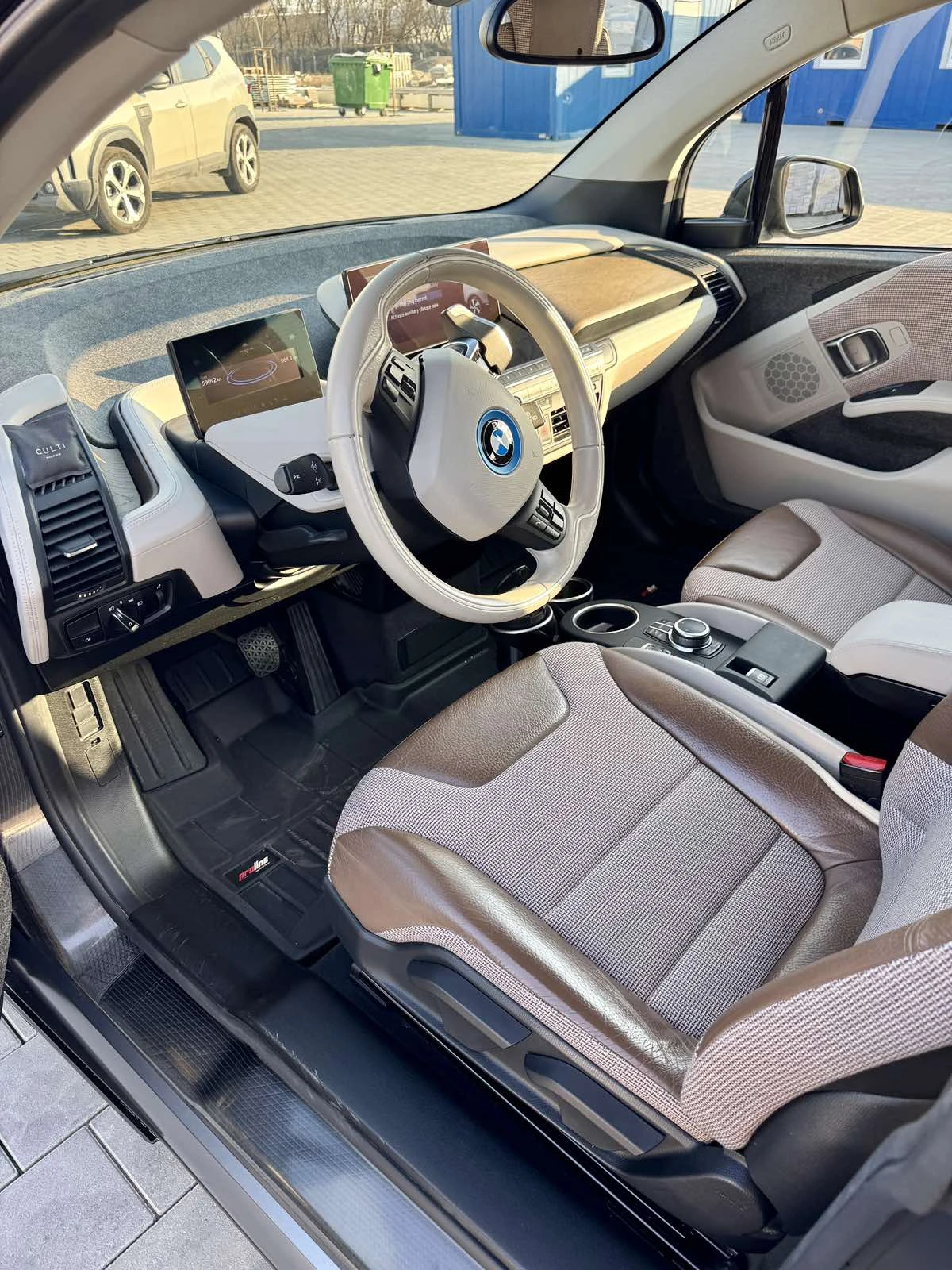 BMW i3, снимка 6 - Автомобили и джипове - 53874897
