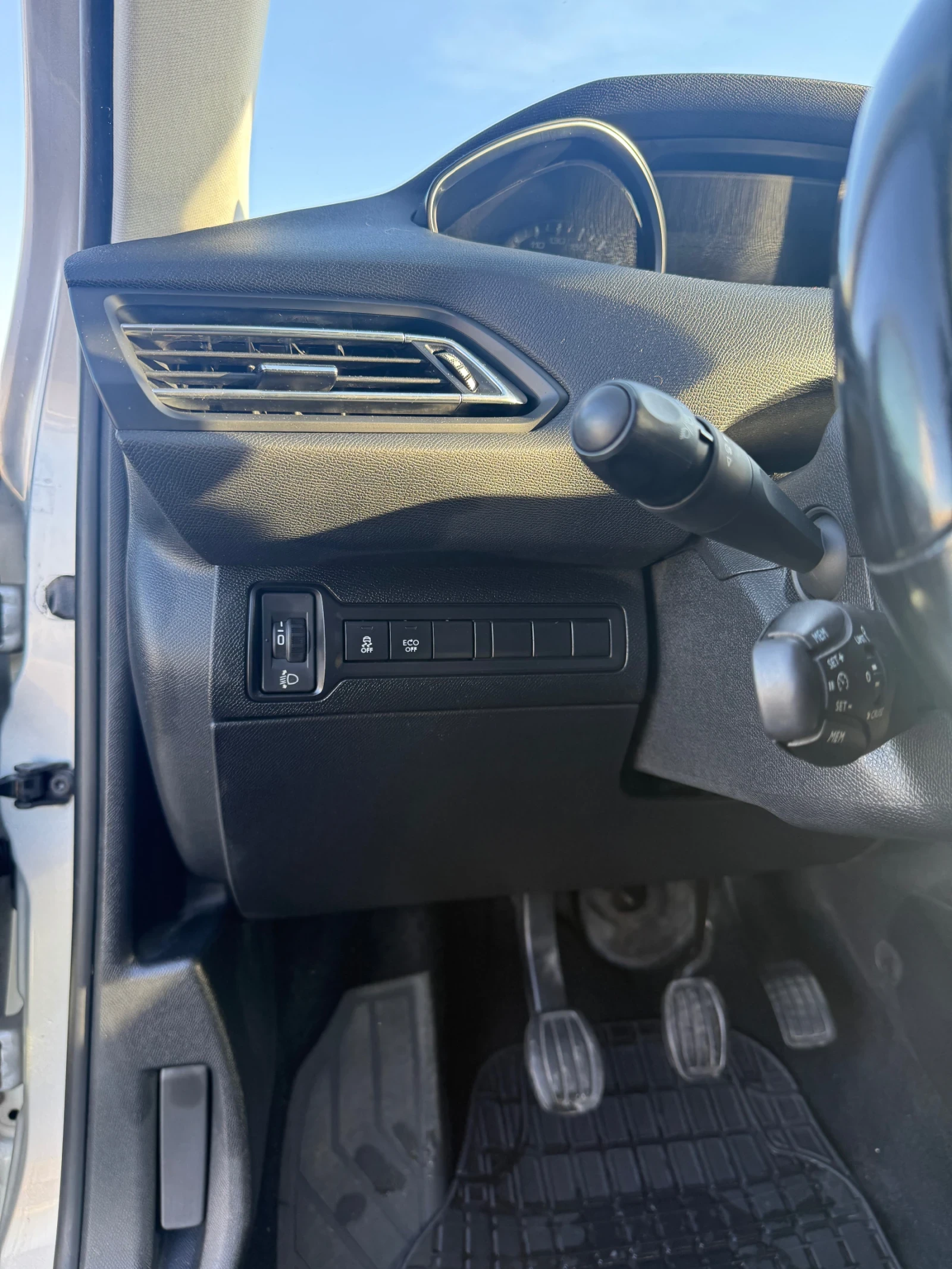 Peugeot 308, снимка 9 - Автомобили и джипове - 53893522