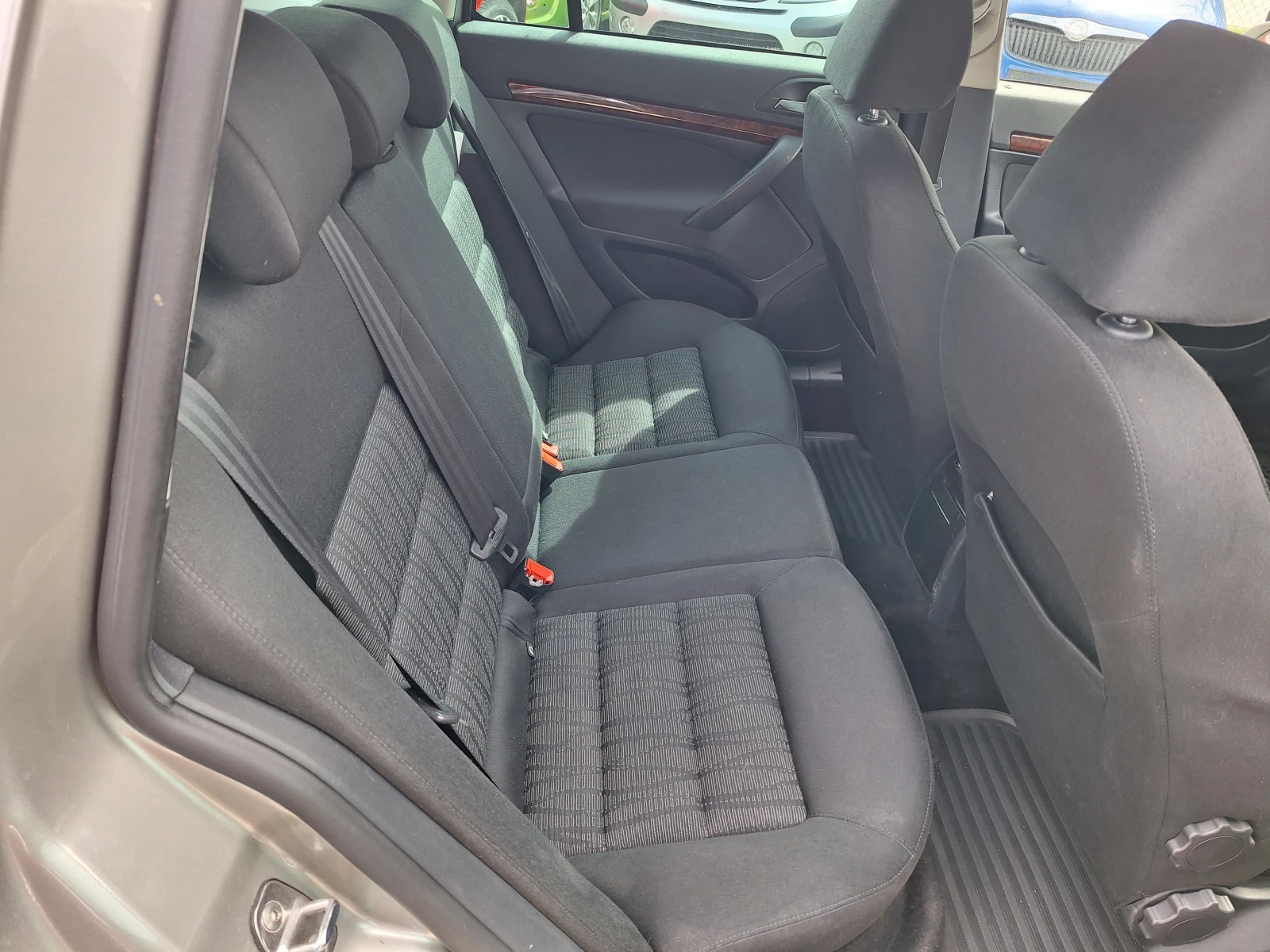 Skoda Octavia 1.9TDI 4x4 , снимка 5 - Автомобили и джипове - 54125087