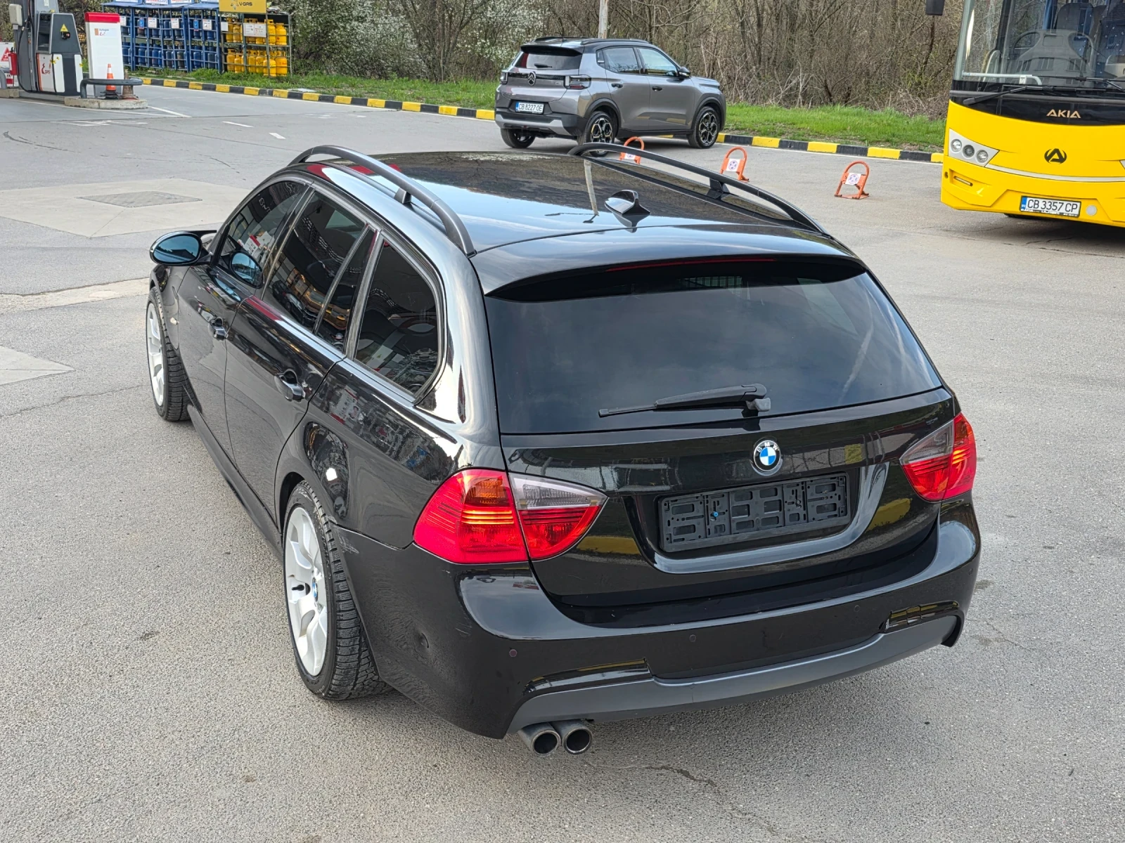 BMW 330, снимка 5 - Автомобили и джипове - 54155600