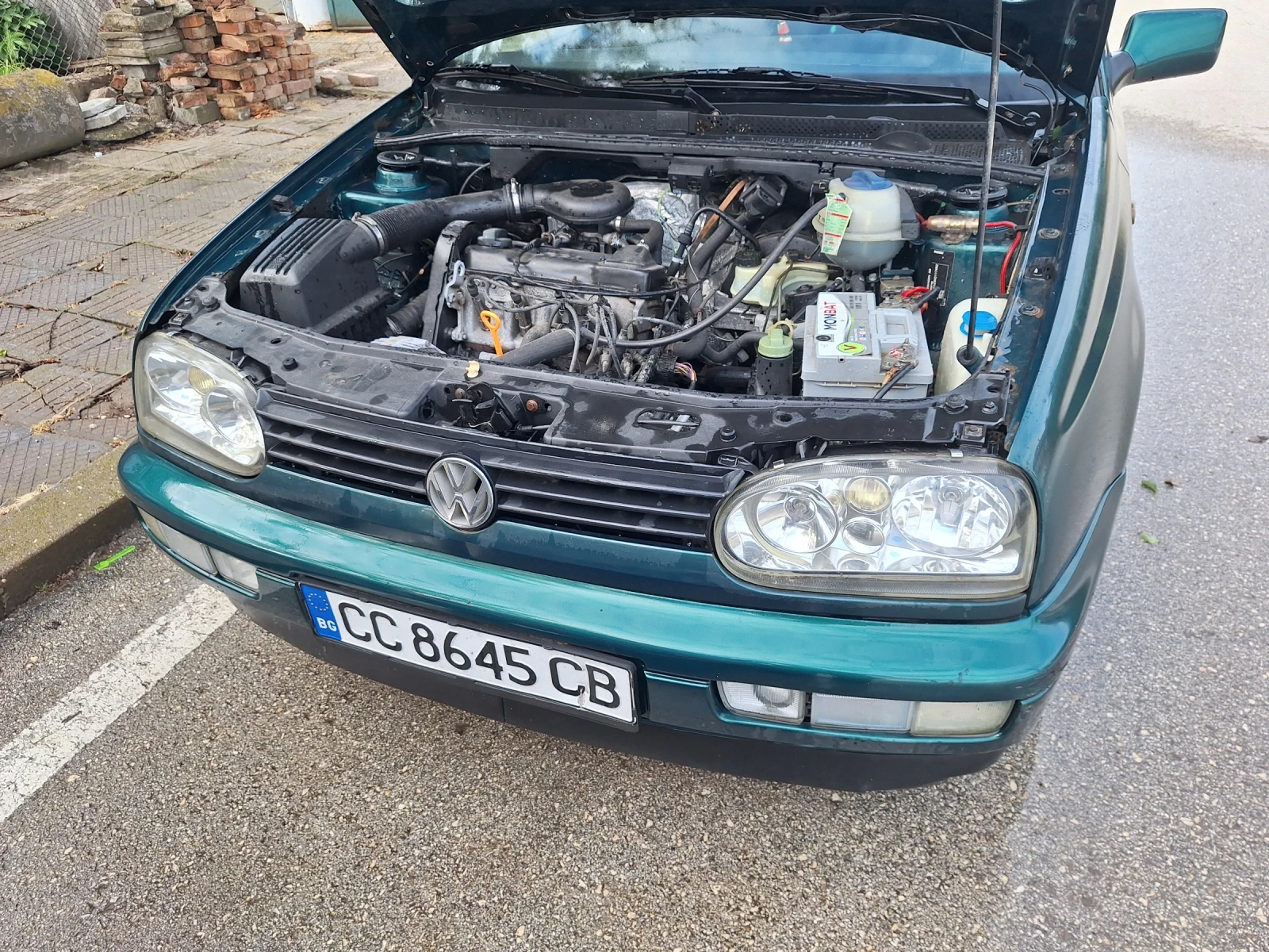VW Golf, снимка 4 - Автомобили и джипове - 54608219